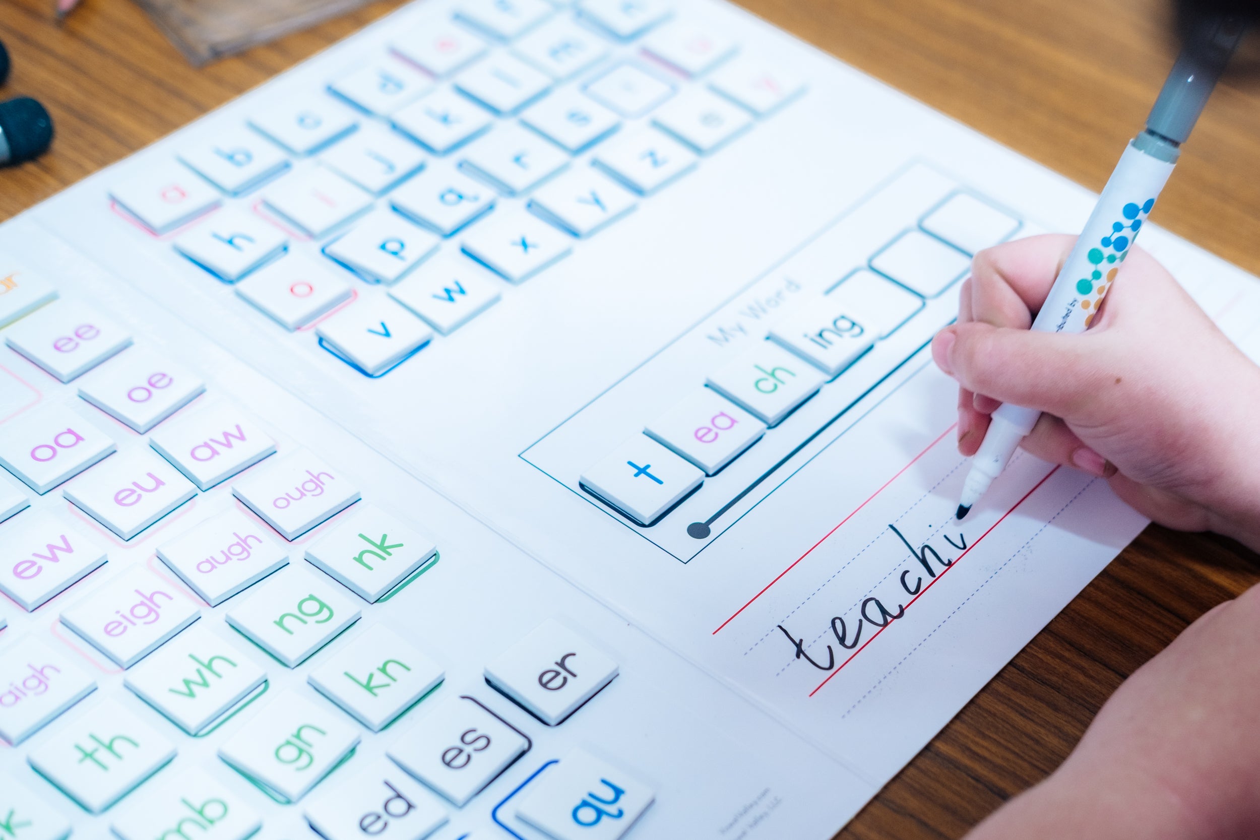 Word Building Kit (Year 1 and 2)